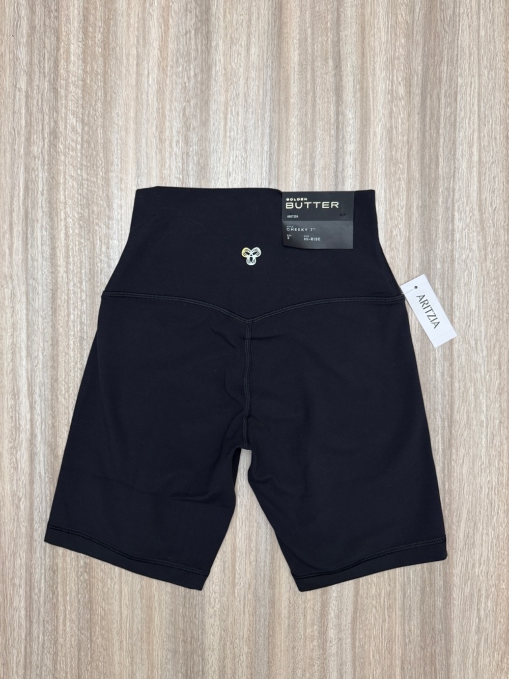NWT Aritzia Golden Butter Cheeky Shorts 7” High Rise Size 2 Women’s